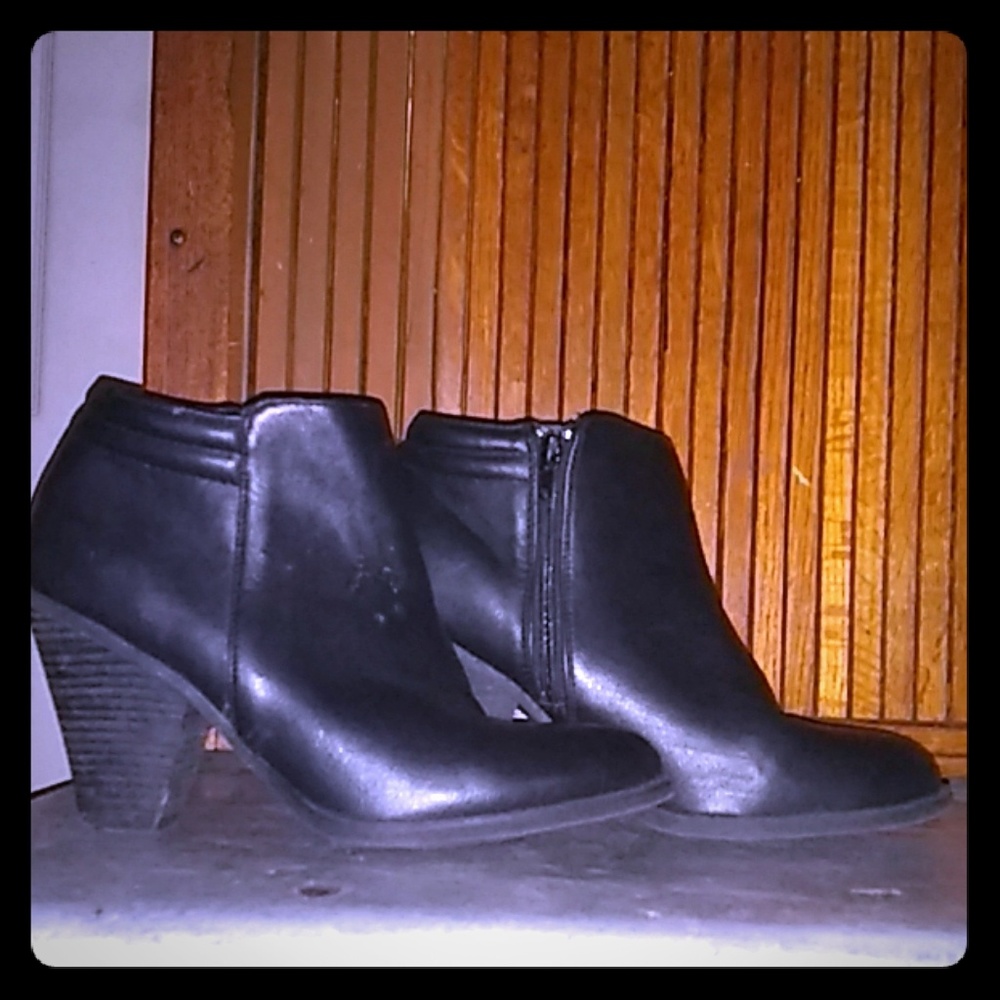 Black ankle boots